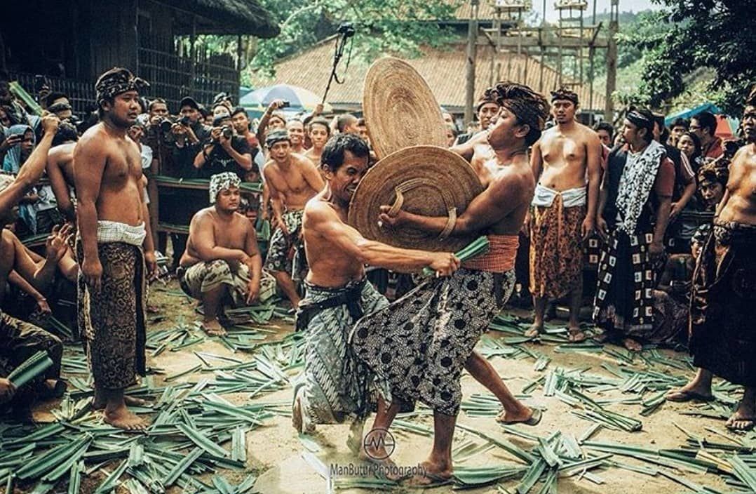 Mengenal Desa Tenganan, Bali Aga yang Pertahankan Tradisi Leluhur 