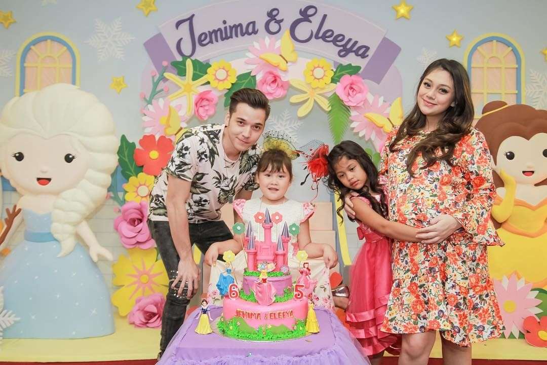 Dua Tahun Menikah, Inilah Perjalanan Cinta Stefan William-Celine