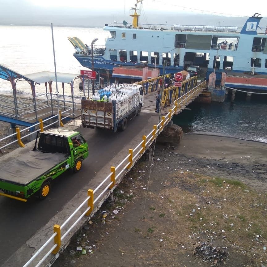 Tak Bawa KTP, 7 Bonek Dipulangkan dari Pelabuhan Gilimanuk