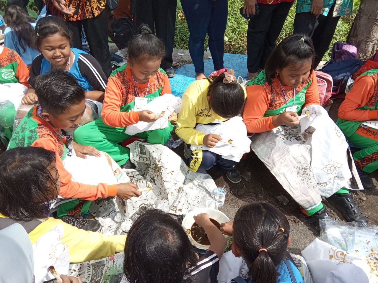 Siapkan Generasi Terampil, 1000 anak Membatik Bersama  