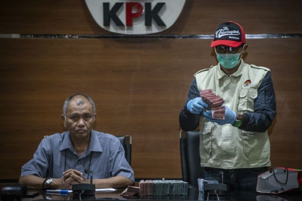 Dana Suap Akan Dipakai Bupati Pakpak Bharat untuk Amankan Kasus Istri