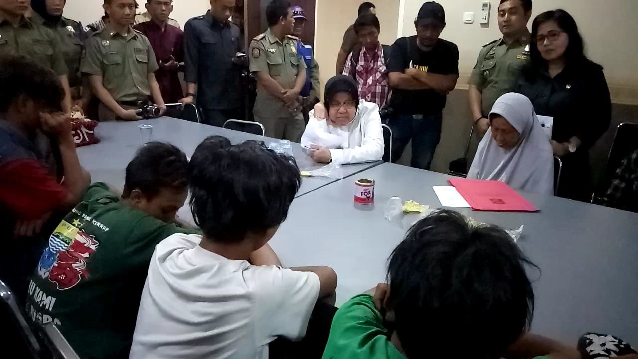 Lupa Sedang Ulang Tahun, Risma Minta Kado Anak Surabaya Bebas Masalah
