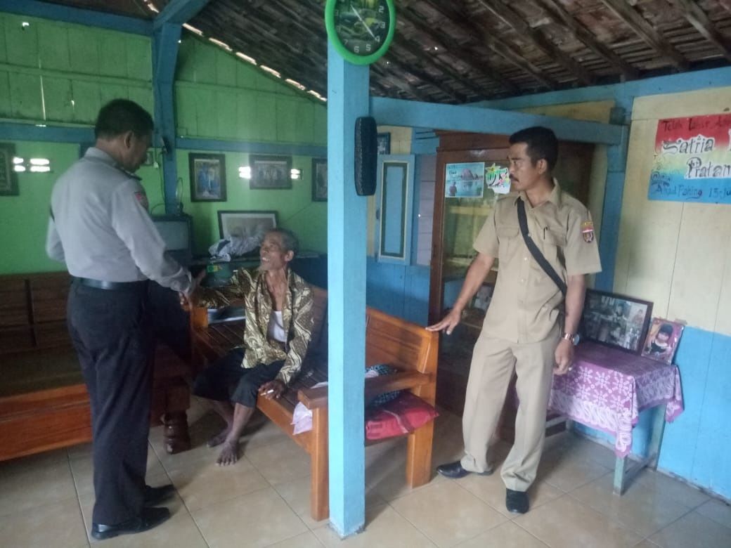 Pria di Ngawi Tewas Dibacok Kerabatnya yang Alami Gangguan Jiwa