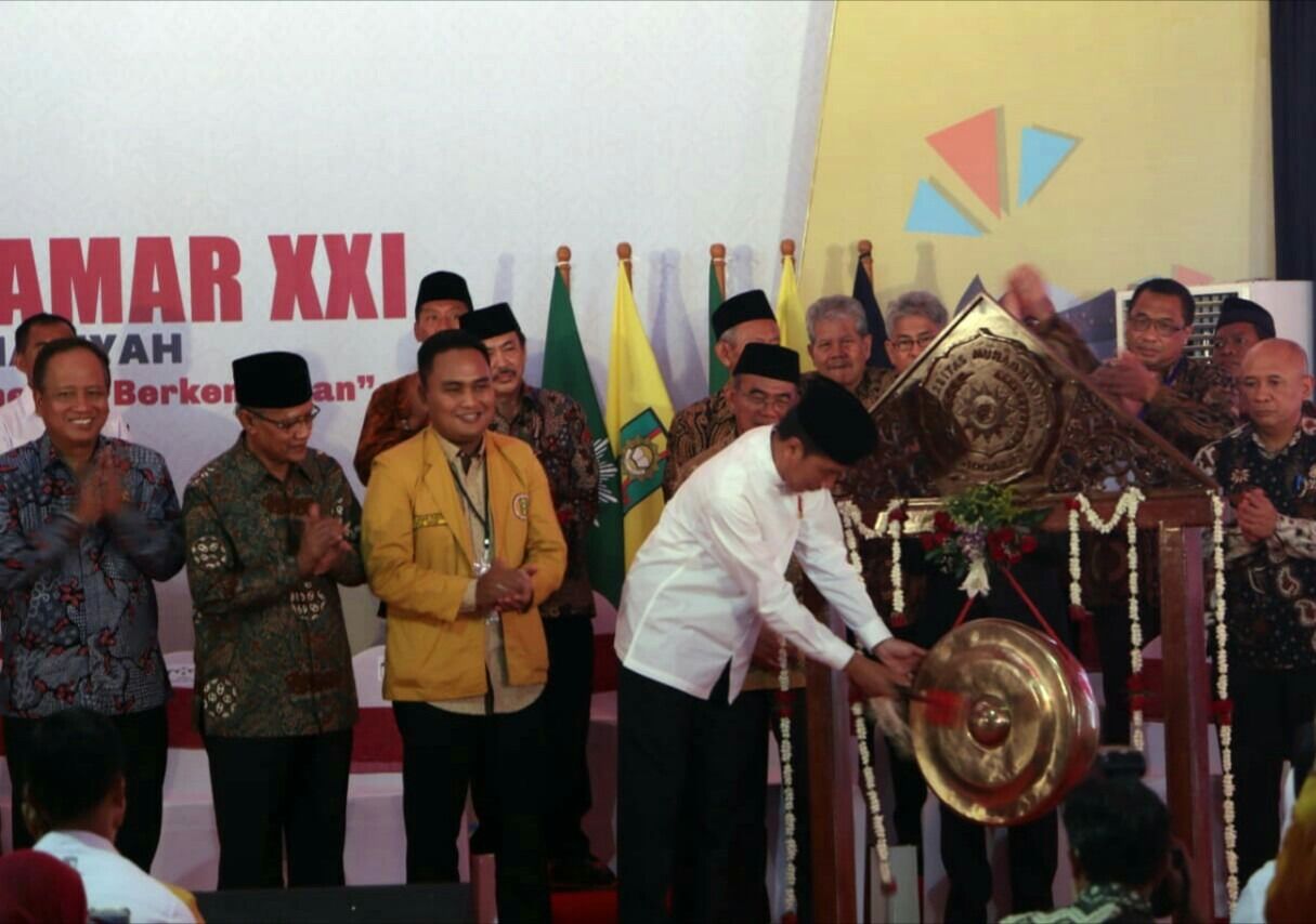 Resmikan Unmuh Lamongan, Jokowi Puji Peran Muhammadiyah