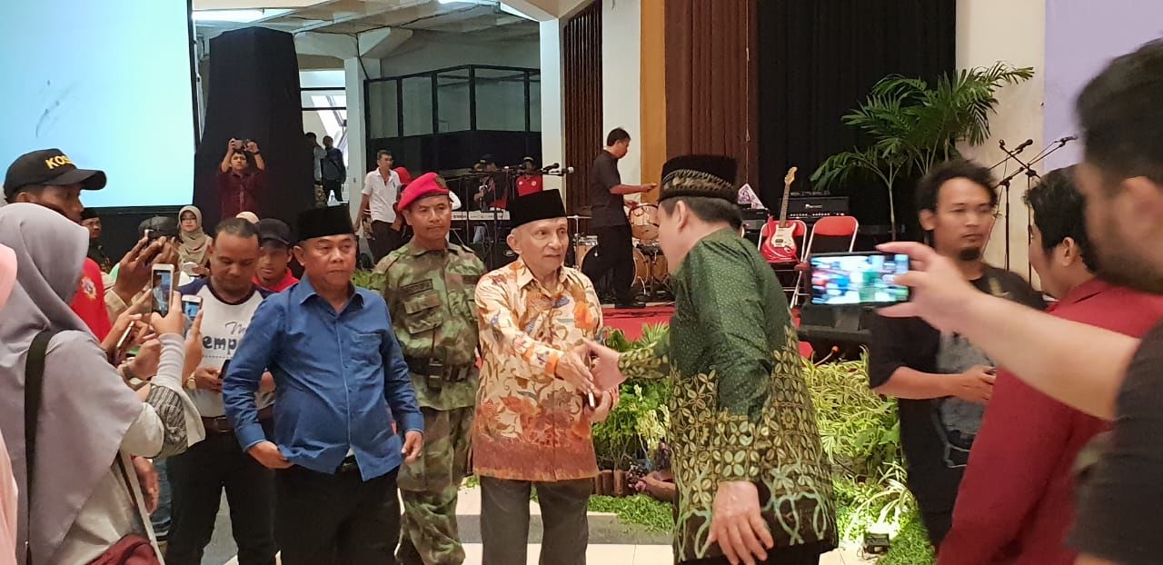 Amien Rais Ungkap Pertemuannya dengan Buya Syafii, Dukung Prabowo?