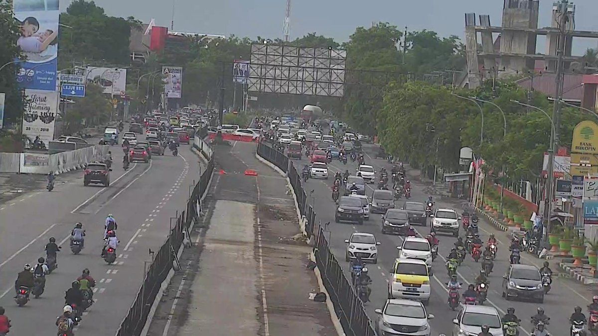 Pemkot Makassar Kaji Solusi Kemacetan Parah Jalan AP Pettarani