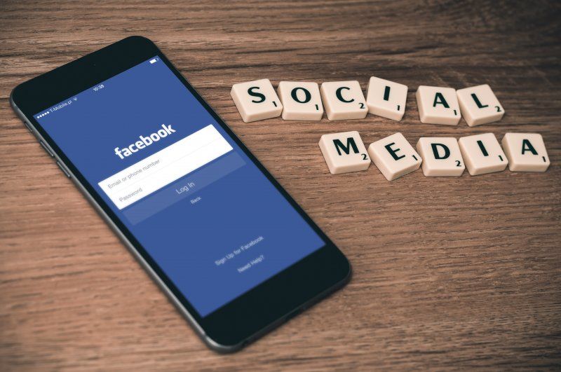 Pengaruh Media Sosial Terhadap Pilihan Millennial di Pilpres 2019