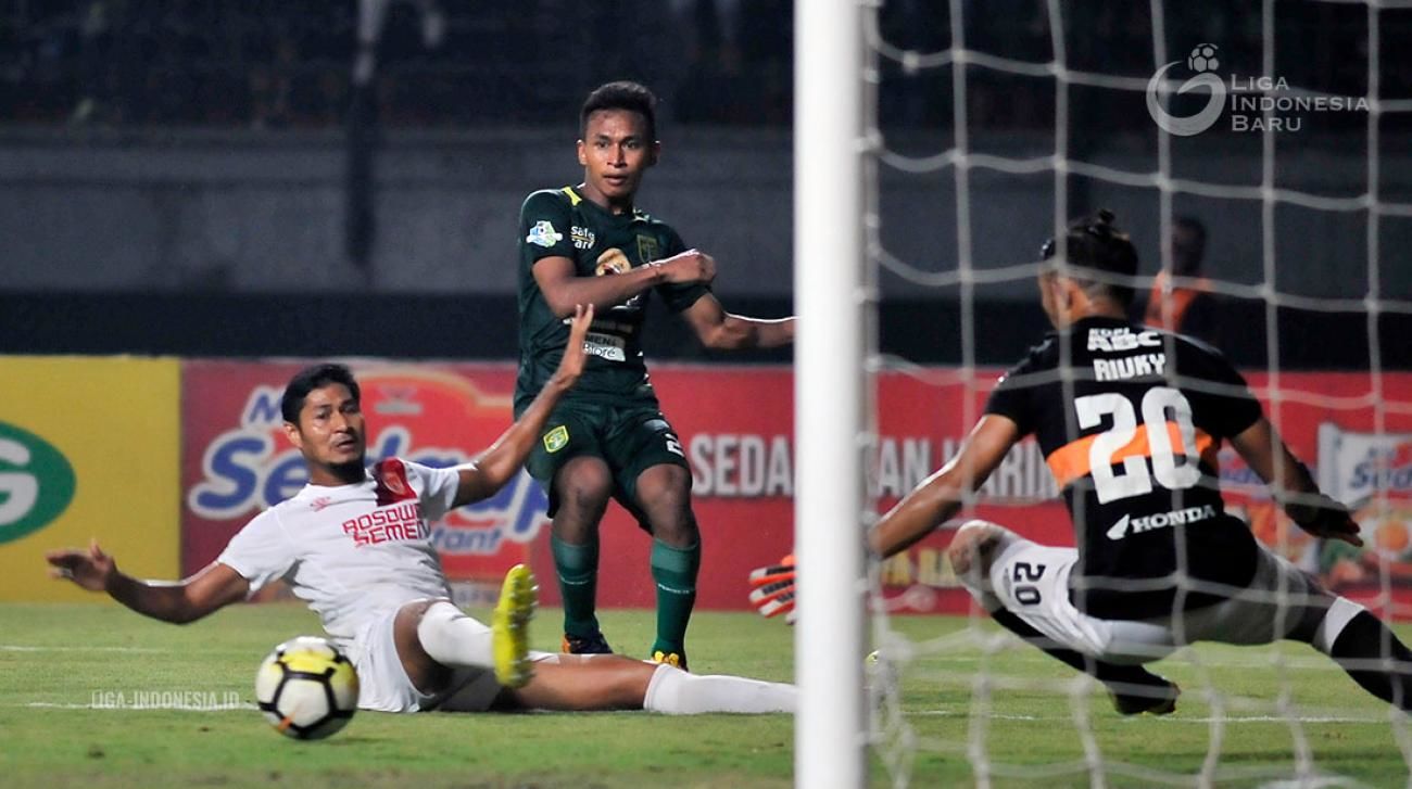 Pelatih Persebaya Buka Suara Perihal COVID-19 Meluas ke Pemain Liga 1