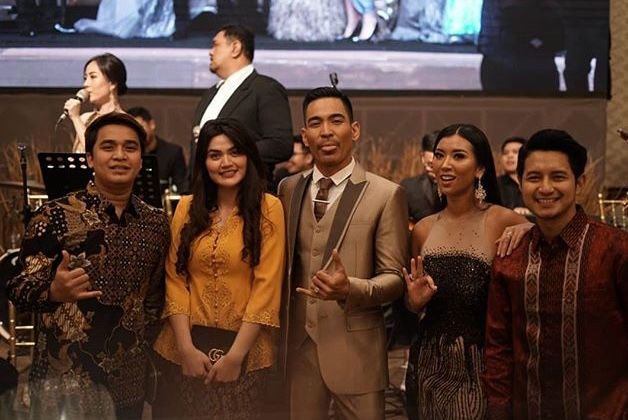 10 Keseruan Pernikahan Lolita Agustine, Dihadiri Artis Hits!