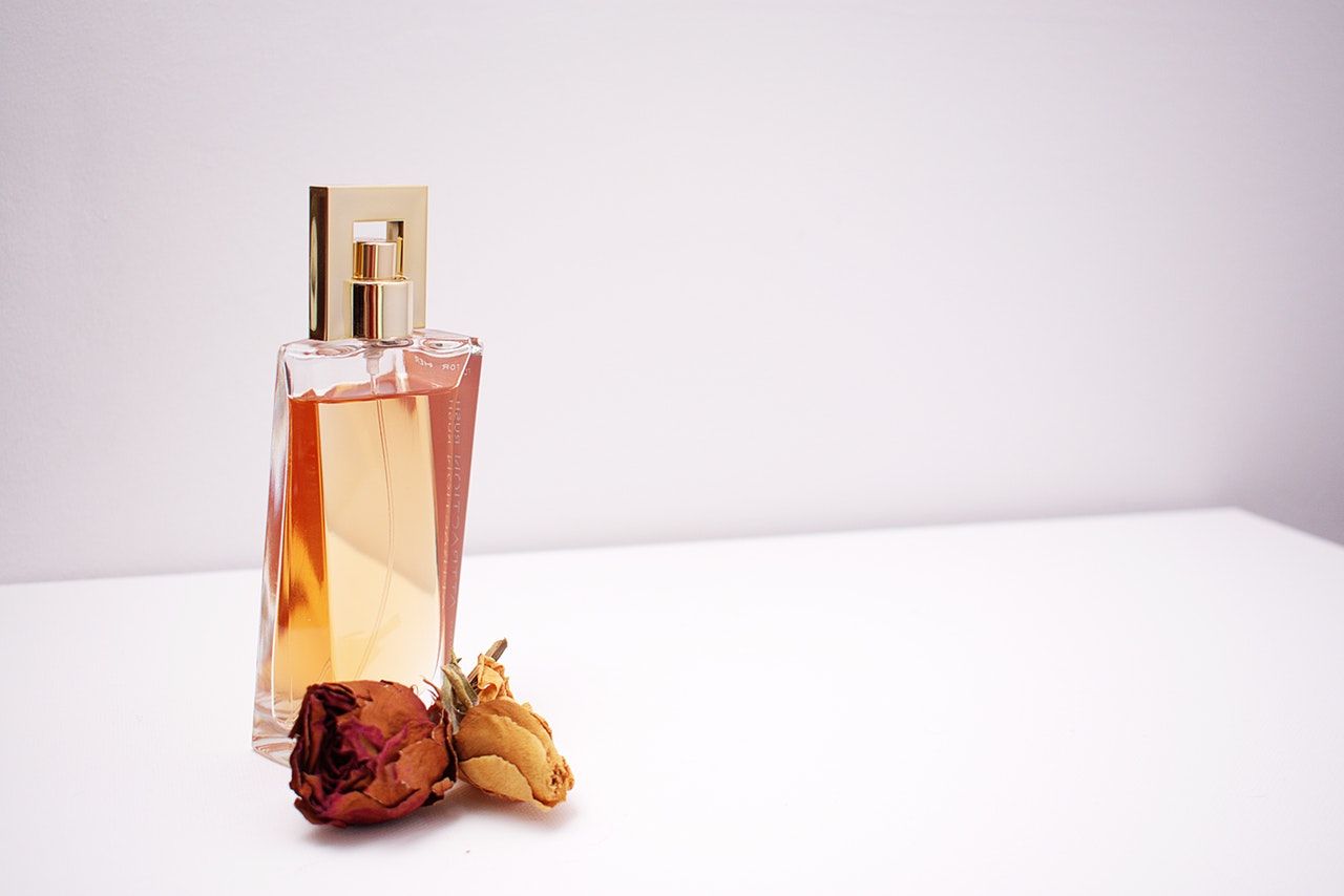 Ingin Wangi Parfummu Awet & Tahan Lama? Ini 5 Cara Menyimpannya