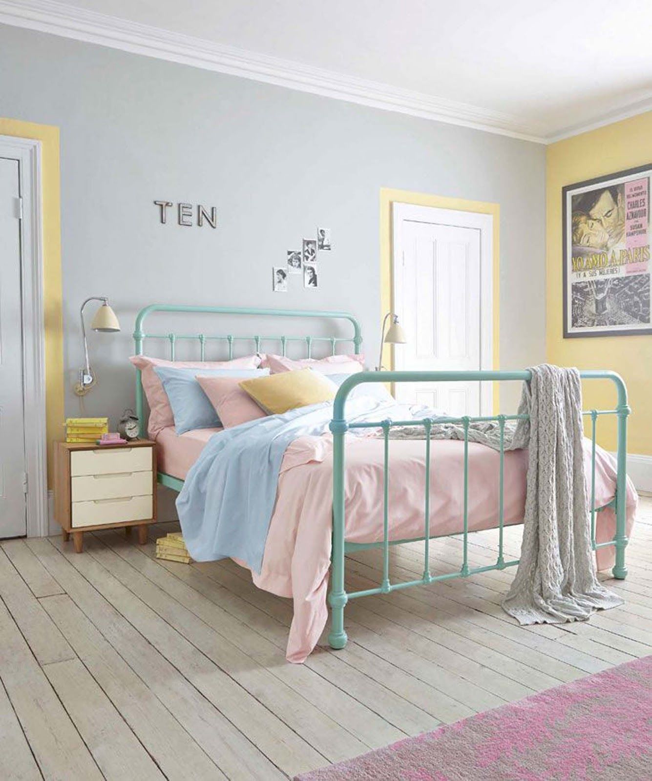 10 Desain Kamar  Kos Bertema Pastel Bikin Setiap Sudut 