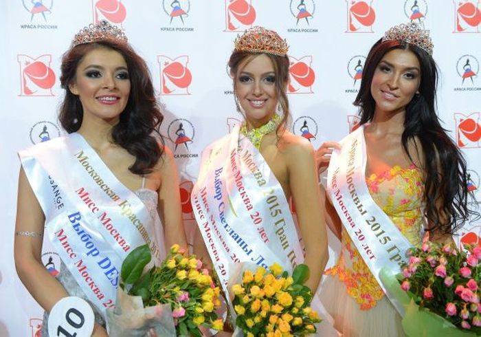 Inilah Oksana Voevodina, Miss Moskow 2015 yang Dipinang Raja Malaysia