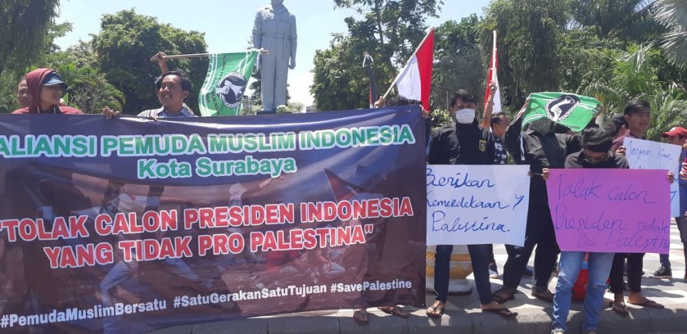 Kecam Prabowo, Pedemo Injak Bendera Israel