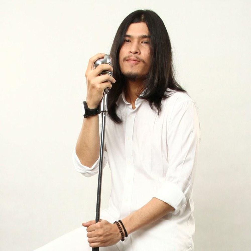 Virzha, dari Membesarkan Band Indie Medan hingga Jadi Vokalis Mahadewa