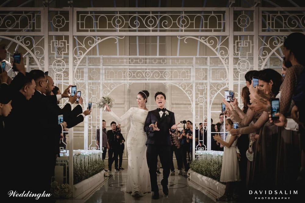 10 Dekorasi Pernikahan  Artis Terbaik 2022 dari Rustic 