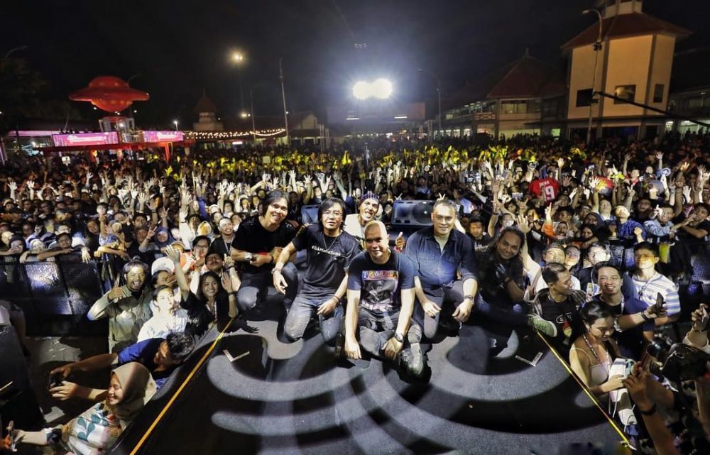 Konser Hadapi dengan Senyuman, Hasil Tiket Disumbangkan ke Dhani