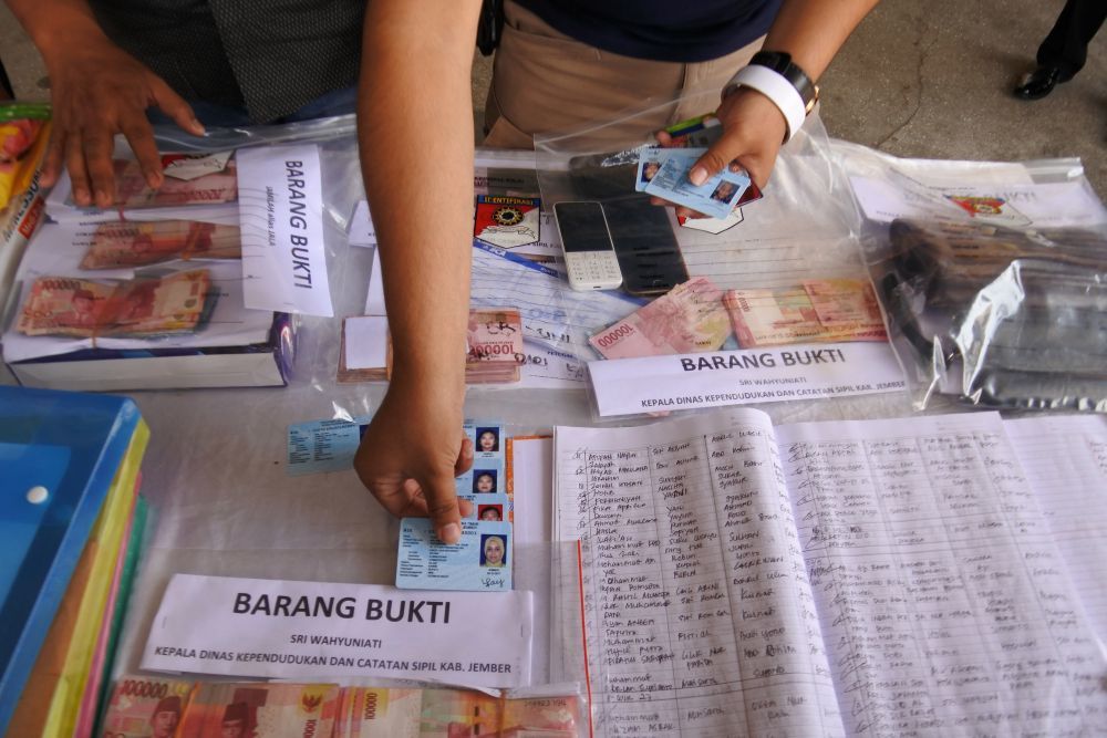 Cara Daftar dan Urus E-KTP buat Transgender di 35 Daerah Jawa Tengah