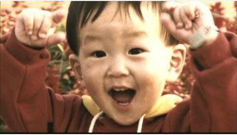 10 Potret Transformasi Onew SHINee, dari Mungil hingga Ikut Wamil