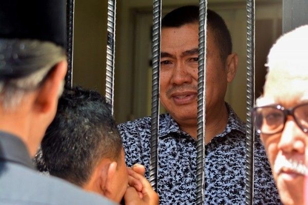 Berompi Orange, 7 Kepala Daerah Jatim Ini Terjerat Korupsi Selama 2018