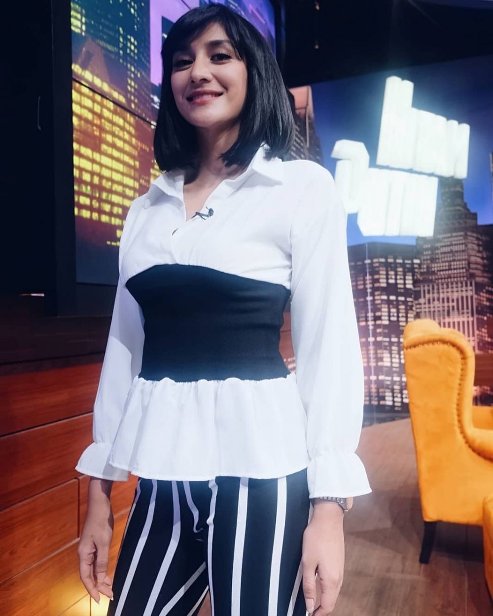 10 Potret Manis Fanny Ghassani Co Host Baru Deddy Corbuzier