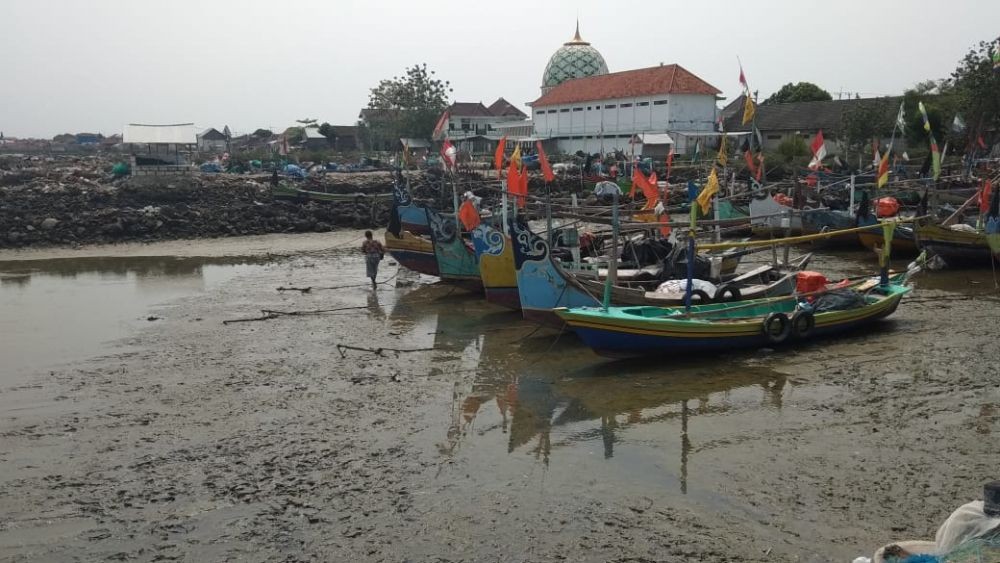 15 ABK Asal Lamongan Keracunan Ikan Busuk, Dua Tewas