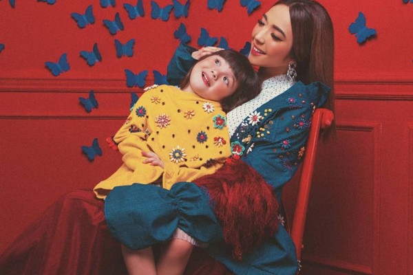 10 Momen Kompak Gisel & Gempi Pemotretan, Like Mother Like Daughter!