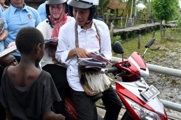 Iriana: 32 Tahun Menikah, Jokowi Belum Pernah Bilang 'I Love You'