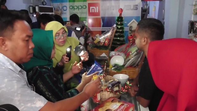 BPOM Makassar Banyak Temukan Produk Tak Layak Makan di Parsel Natal