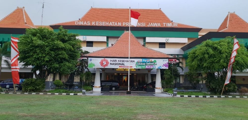 Kadinkes Jatim Akui Pembakaran Sampah Plastik Keluarkan Dioksin