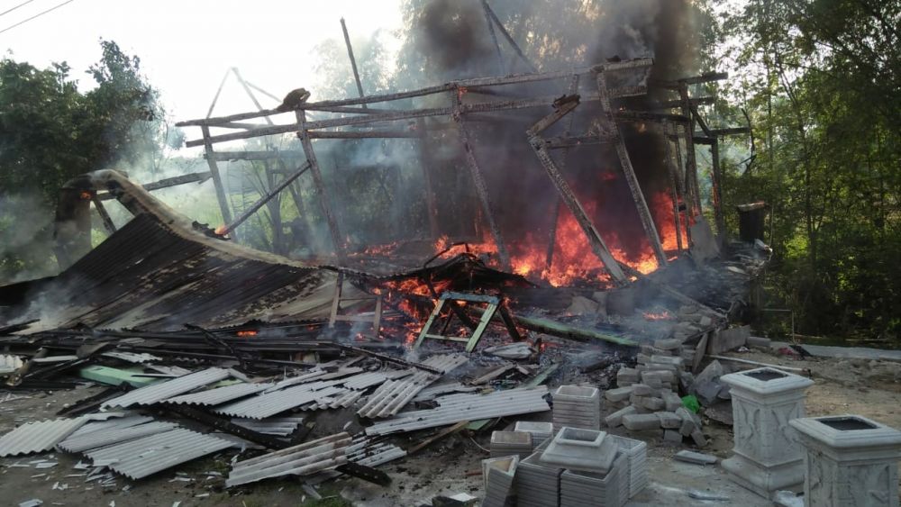 Terjadi Dua Kebakaran di Bojonegoro, Satu Orang Nyaris Terpanggang
