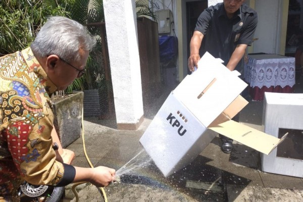 Polemik Kotak Suara Kardus Rusak di Bali & Jogja, KPU: Kami Ganti