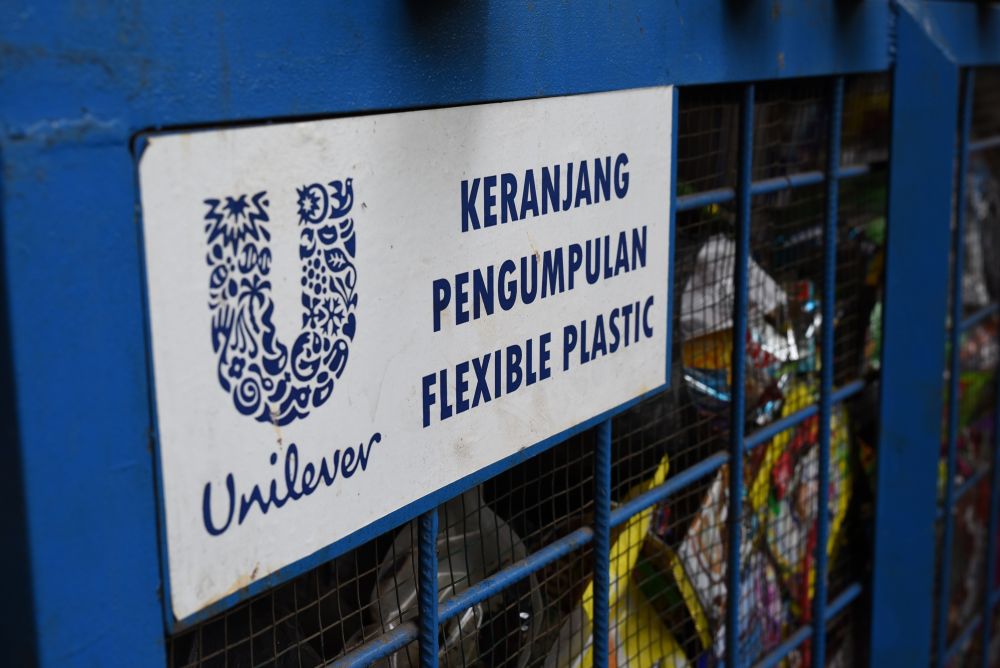 Gimana Cara Mendaur Ulang Sampah Plastik Kemasan? Ini Inovasi Unilever