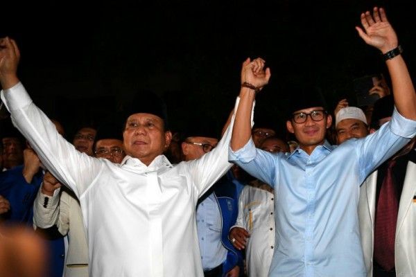 Temui Ibu dan Istri Ahmad Dhani, Prabowo Subianto Sampaikan Dukungan