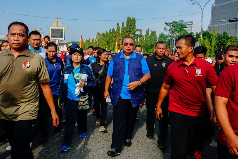 Rawat Ani di Singapura, SBY Dapat Kiriman Rendang dan Sambal Teri