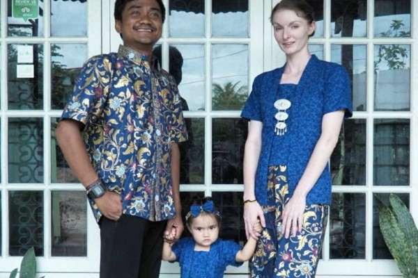 3 Tahun Menikah, 10 Keharmonisan Keluarga Bayu Kumbara dan Jennifer