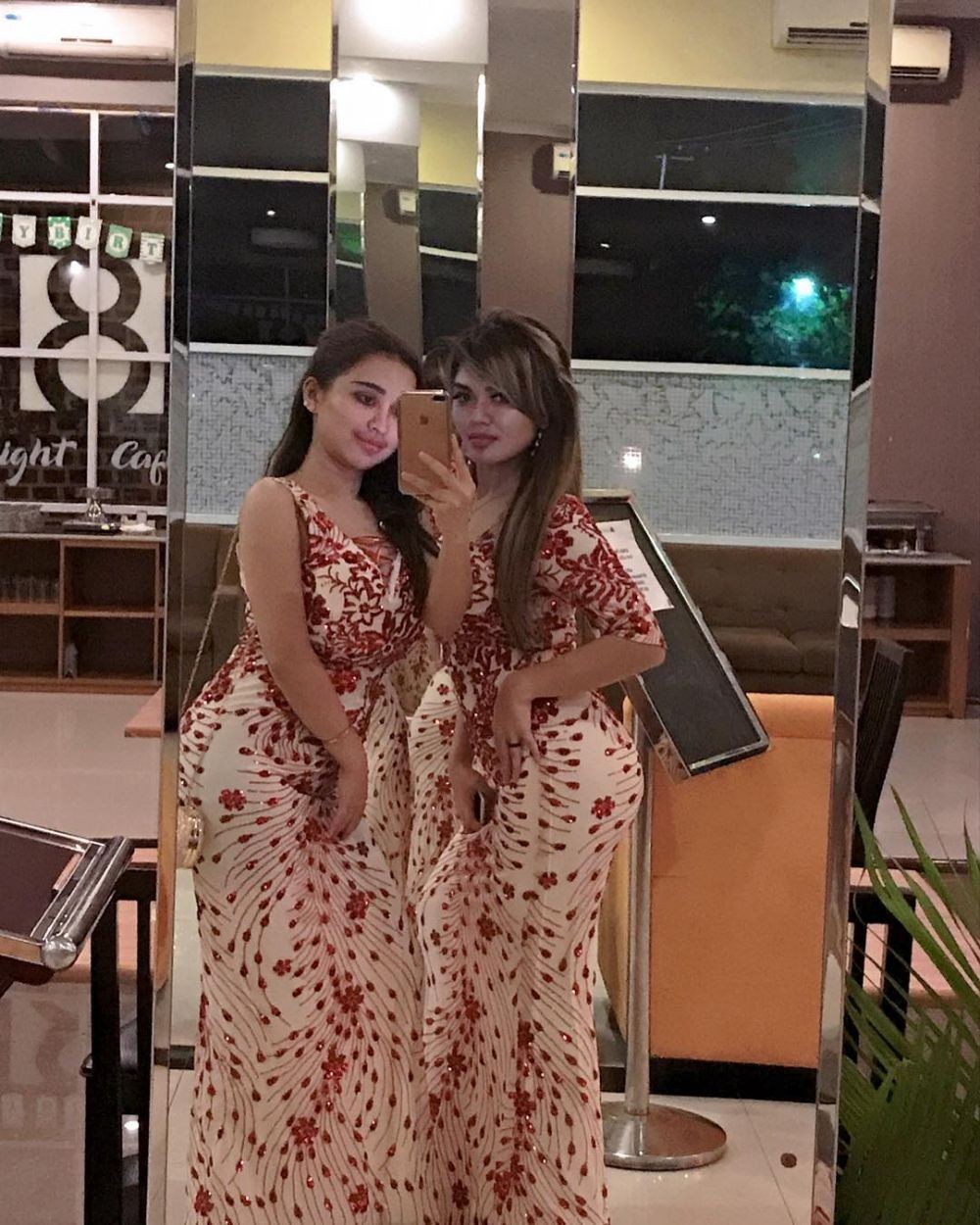 Saingi Duo Serigala, 10 Gaya Cupita Gobas yang Bikin Gagal Fokus!