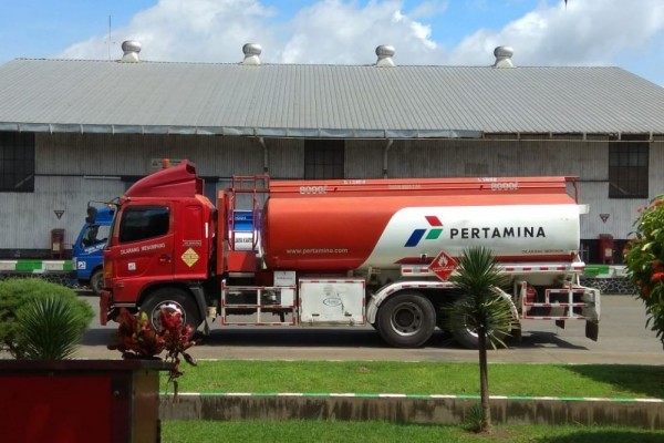 Presiden Jokowi Bikin Kebijakan BBM Satu Harga, siapa yang Untung?