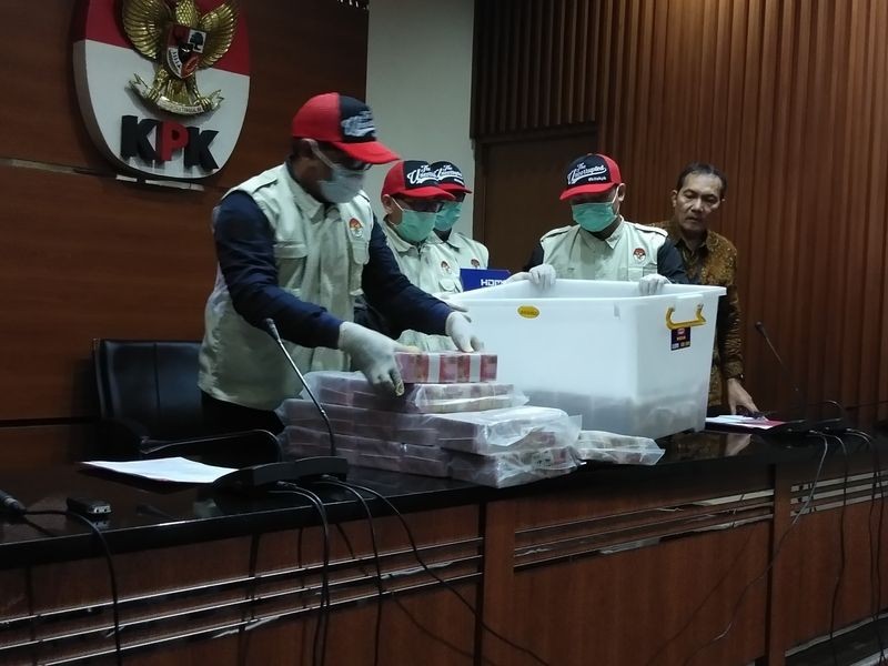 12 Anggota DPRD Jambi Terima Uang Ketok Palu Total Rp 16,34 Miliar