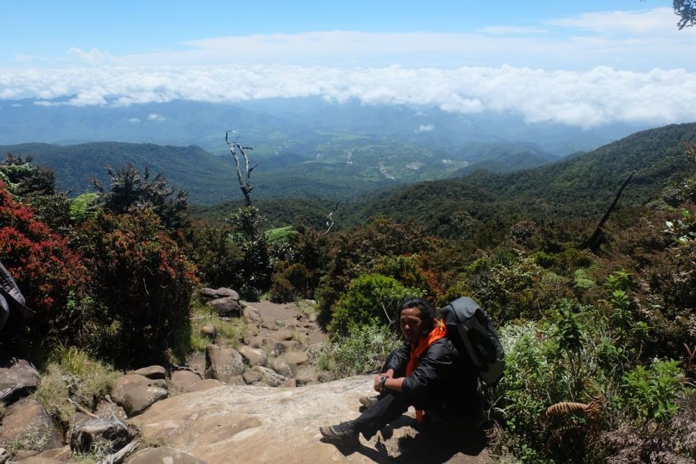 Ingin Mendaki Gunung di Sekitar Makassar? Simak Tips Berikut
