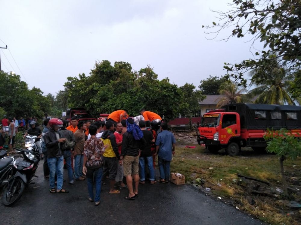 Tsunami Terjang Kawasan Pantai Anyer Pegawai Kemenpora Jadi