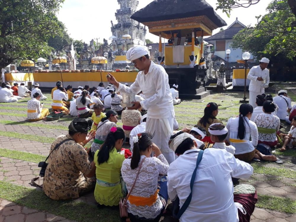 Gubernur Bali Janji Tertibkan Turis Asing yang Berkelakuan Aneh