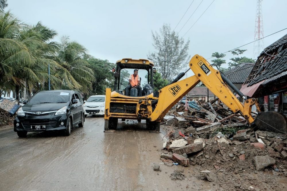 1.140 Warga Pandeglang Belum Dapat Bantuan Pasca Tsunami Banten