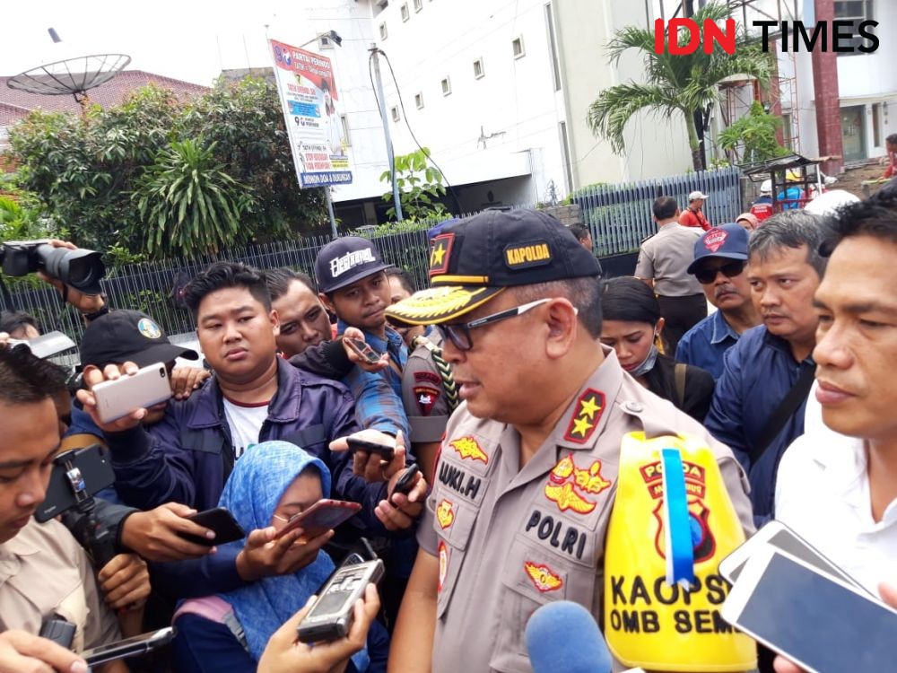 Ditangkap di Jakarta, Polisi Bawa Satu Muncikari ke Surabaya