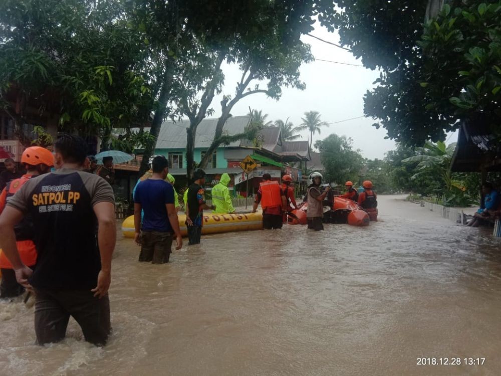 200 Keluarga Terdampak Banjir di Barru