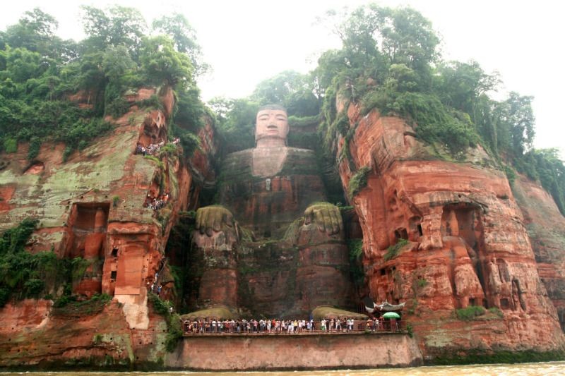 10 Patung Buddha Paling Mengagumkan di Dunia, Ukurannya Bikin Melongo - IDN Times