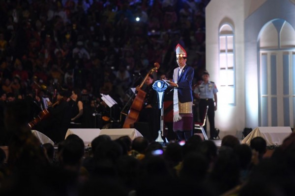 Saat Debat Capres Nanti, Jokowi-Ma'ruf Pakai Baju Apa Ya?