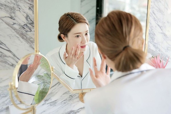 10 Tahapan Korean Skincare yang Bikin Wajahmu Terlihat Glowing