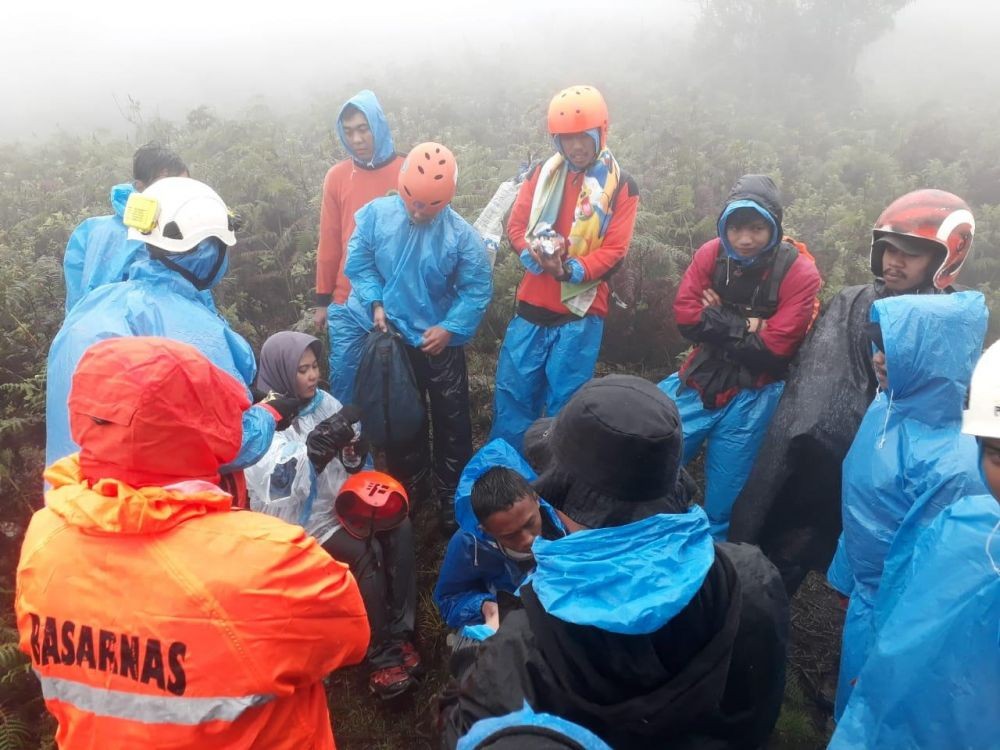 Pencarian Pendaki Hilang di Gunung Bawakaraeng Belum Berhasil