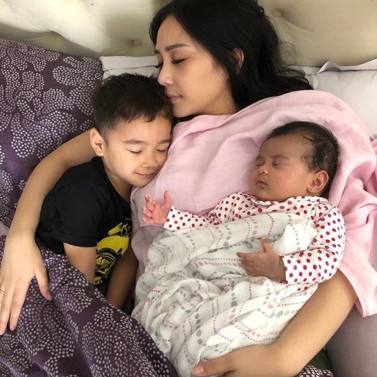 10 Momen Artis & Keponakan yang Kompak, Gemes Abis!