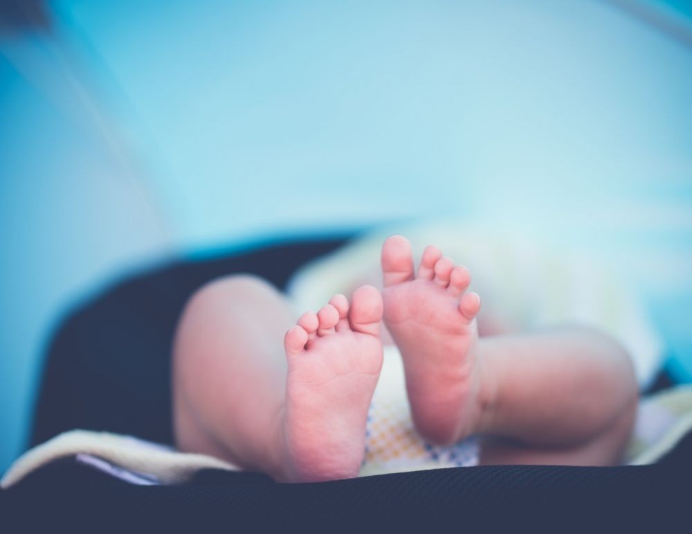 HEBOH! Warga Temukan Mayat Bayi Dibuang di Tong Sampah